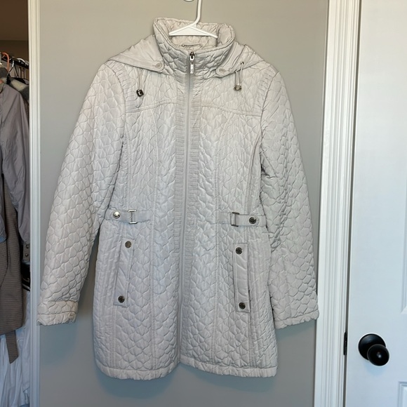 Gallery Quilted Water Resistant Hooded Jacket - Picture 6 of 15